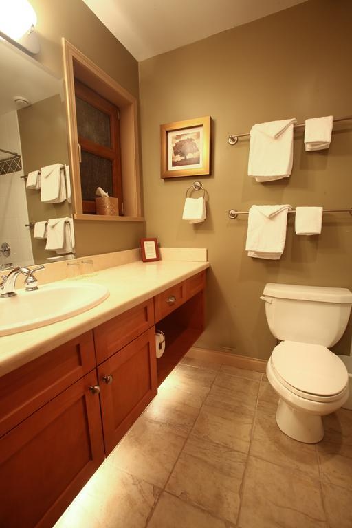 Whistler Alpine Chalet Retreat & Wellness Quarto foto