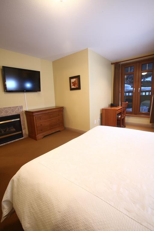 Whistler Alpine Chalet Retreat & Wellness Quarto foto