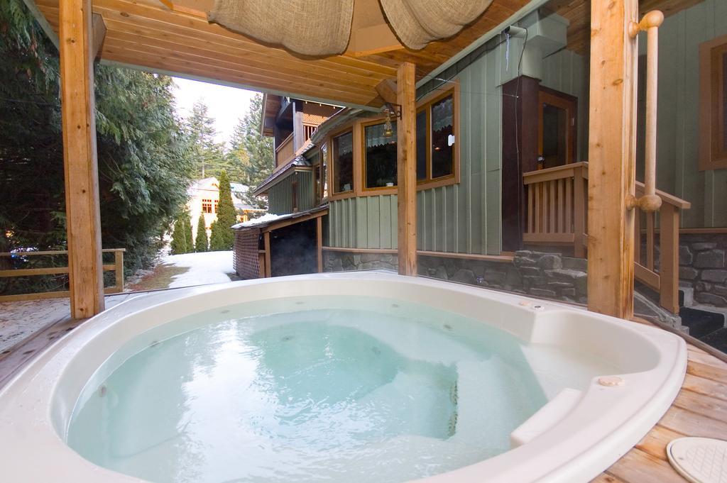 Whistler Alpine Chalet Retreat & Wellness Quarto foto